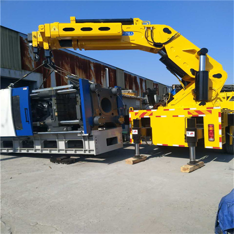 安岳 大吨位折臂吊出租费用解析：一小时租赁多少钱