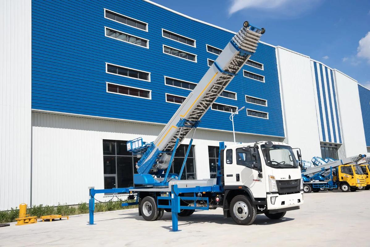 安岳小型云梯车上料车租赁多少钱