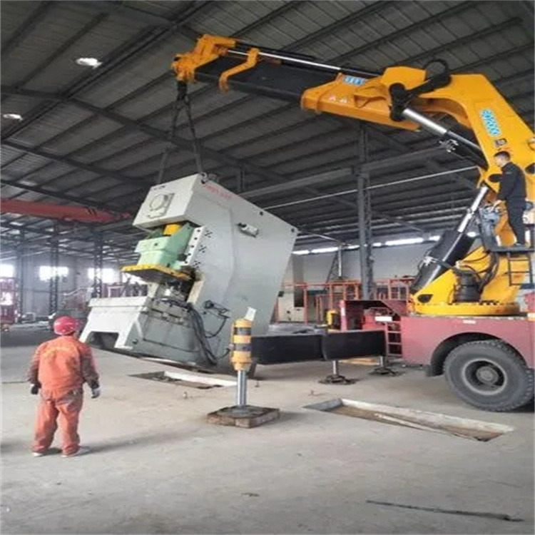 安岳80吨折臂吊车出租附近电话